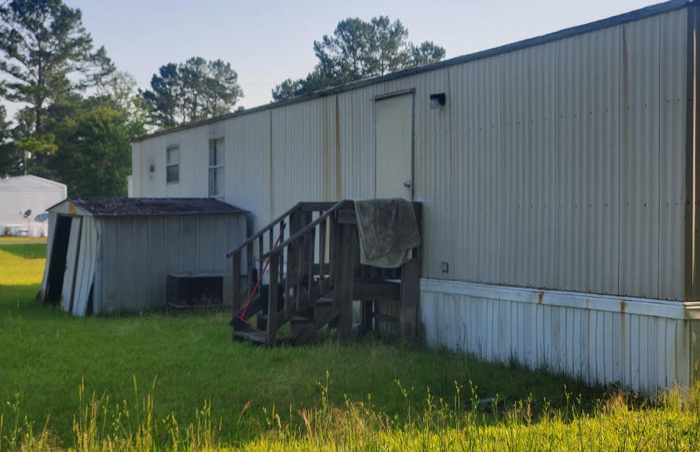 1996 Fleetwood Single Wide 2 Bed 1 Bath 131 Allen Circle Varnville, SC