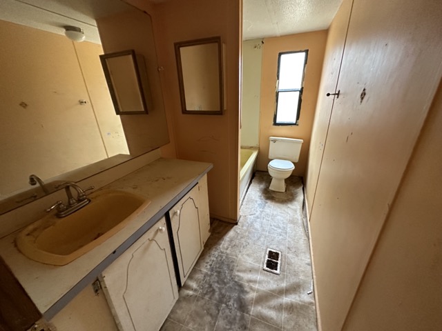 (SOLD)$5,000 Mobile Home – 156 Friendly Drive Salem, South Carolina