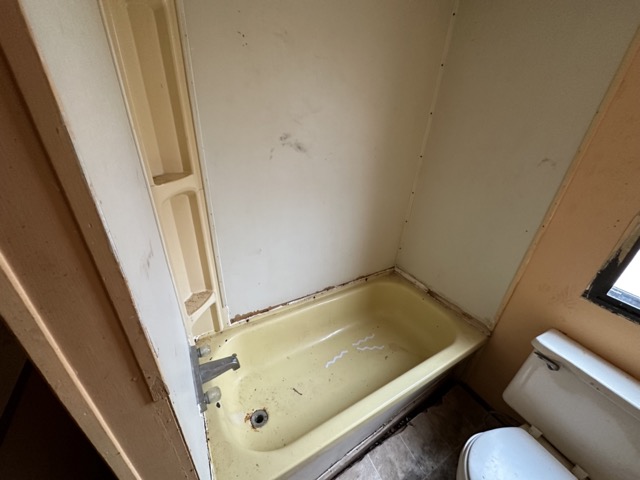 (SOLD)$5,000 Mobile Home – 156 Friendly Drive Salem, South Carolina