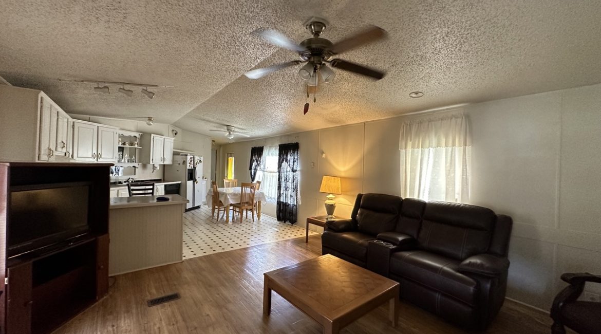 (SOLD) 3 Bedroom 2 Bath Used Mobile Home For Sale $15,000