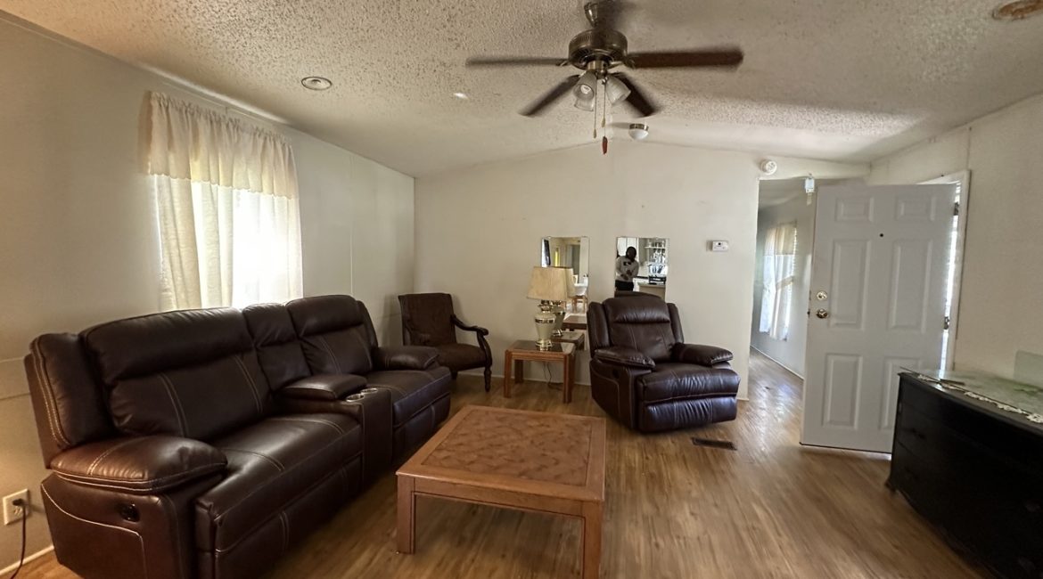 (SOLD) 3 Bedroom 2 Bath Used Mobile Home For Sale $15,000