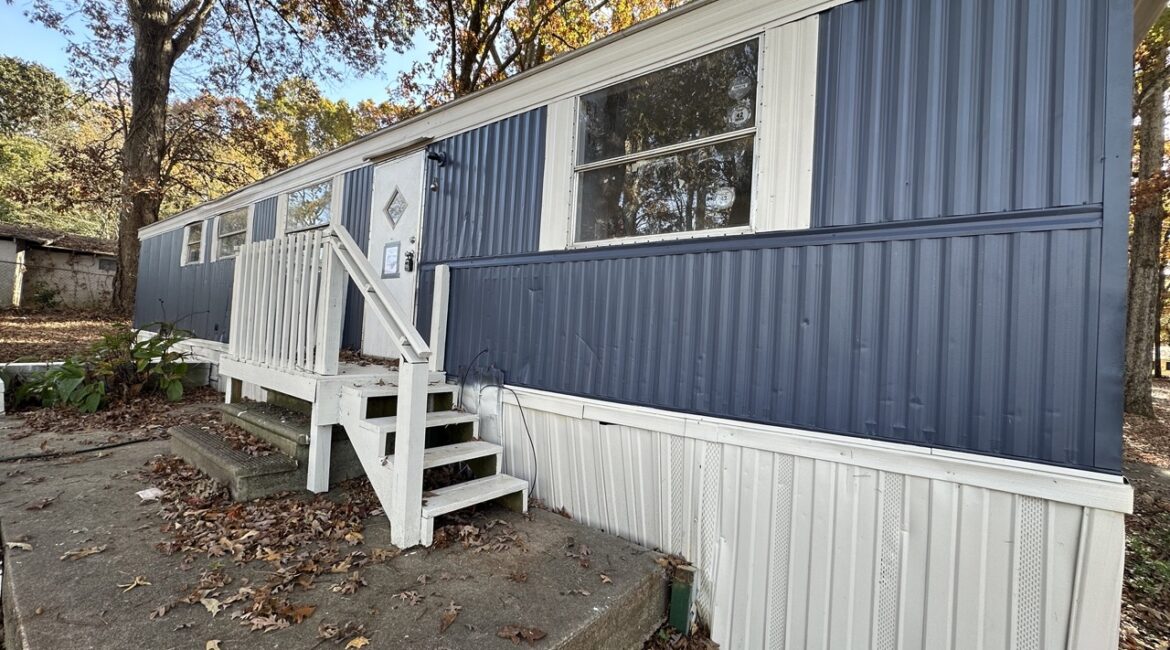 (ALL SOLD) 7 Mobile Homes For Sale – 201 Fernwood Park Dr Spartanburg, South Carolina  29307