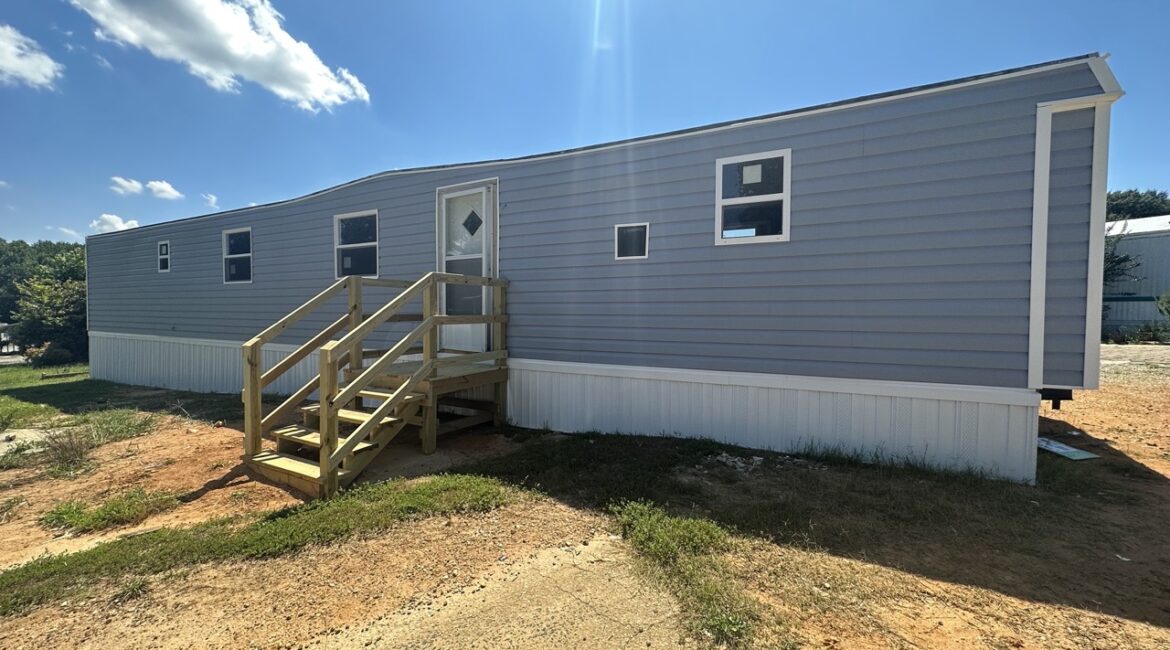 Downtown Greer South Carolina – 2 Bed 1 Bathroom – Mobile Home – RENT/SALE