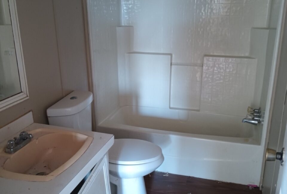 (SOLD) 3 Bedroom 2 Bathroom – Double Wide – Boiling Springs, South Carolina 29316 – Needs To Be Moved