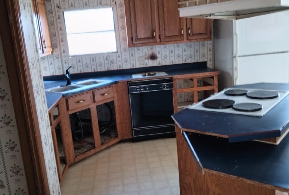 (SOLD) 3 Bedroom 2 Bathroom – Double Wide – Boiling Springs, South Carolina 29316 – Needs To Be Moved