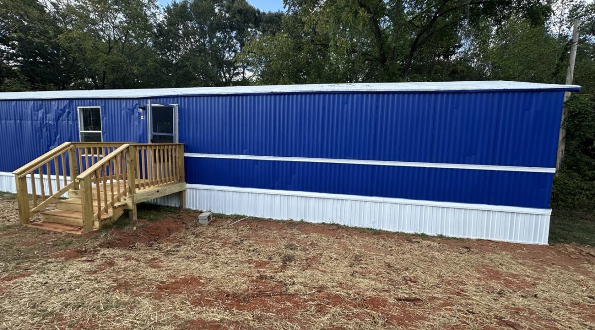 (RENTED) Seneca, South Carolina | 2 Bedroom 2 Bathroom Mobile Home Single Wide | Sale/Rent