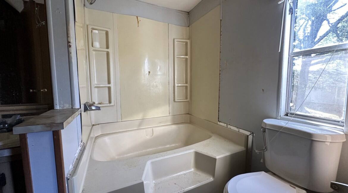 (SOLD) Greenville,South Carolina – 2 Bedroom 2 Bathroom Rent To Own