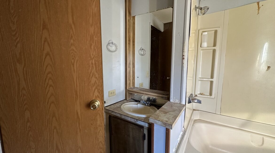 (SOLD) Greenville,South Carolina – 2 Bedroom 2 Bathroom Rent To Own