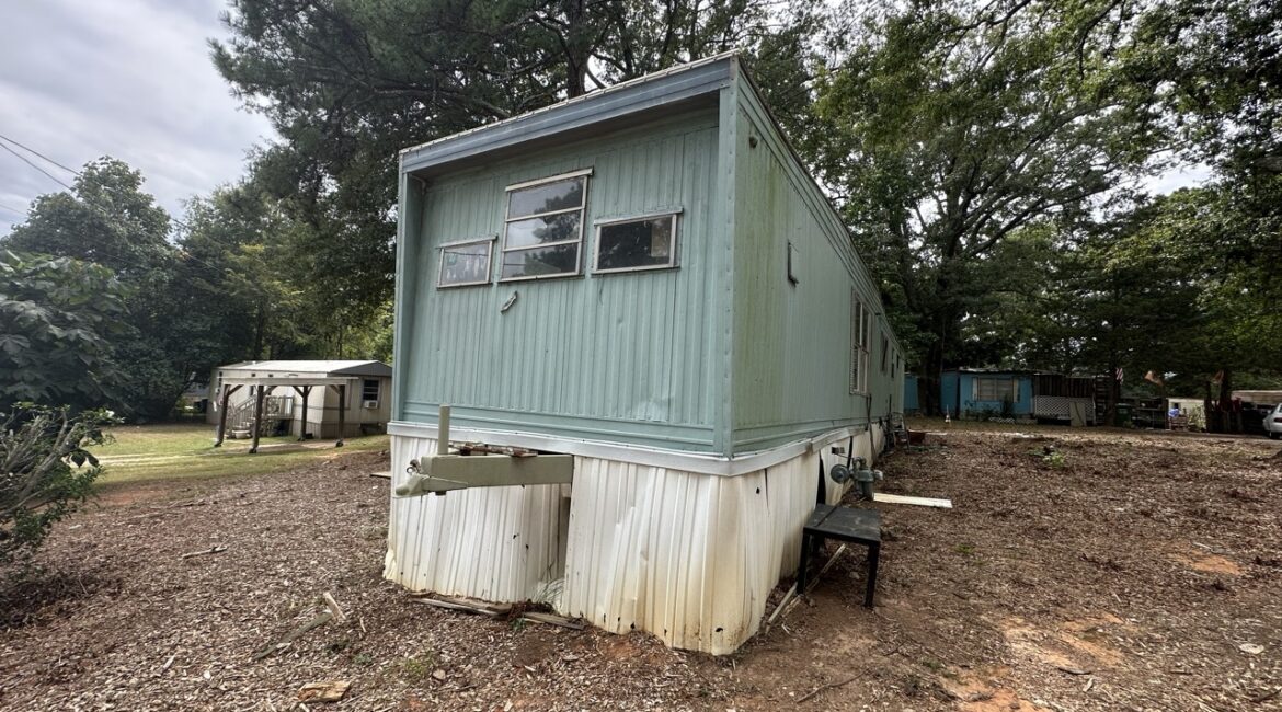 4 Mobile Homes For Sale – Greenwood, South Carolina –  Fixer Upper Mobile Homes