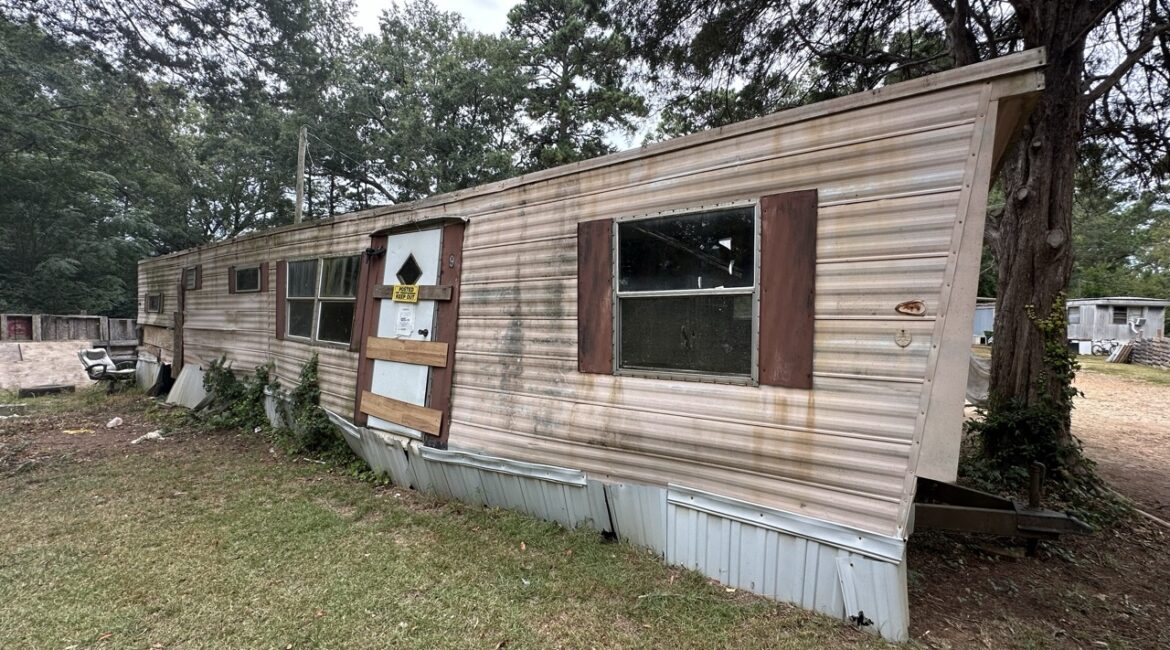 4 Mobile Homes For Sale – Greenwood, South Carolina –  Fixer Upper Mobile Homes