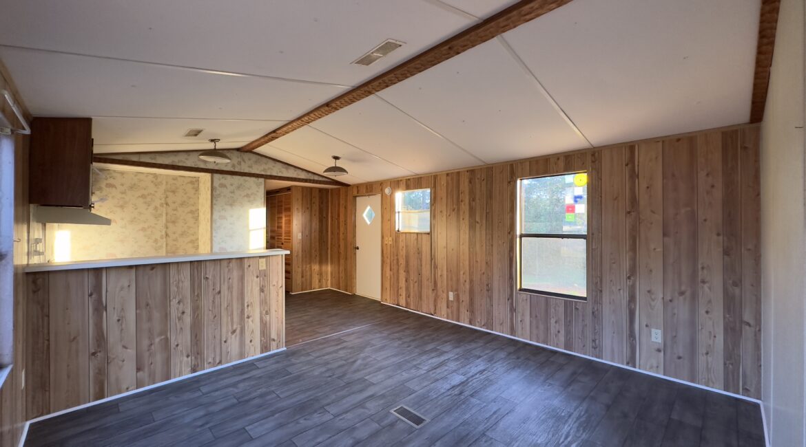 (RENTED) 209 Park Place Seneca, South Carolina –  2 bedroom / 1 bath (Rent $700/MO)