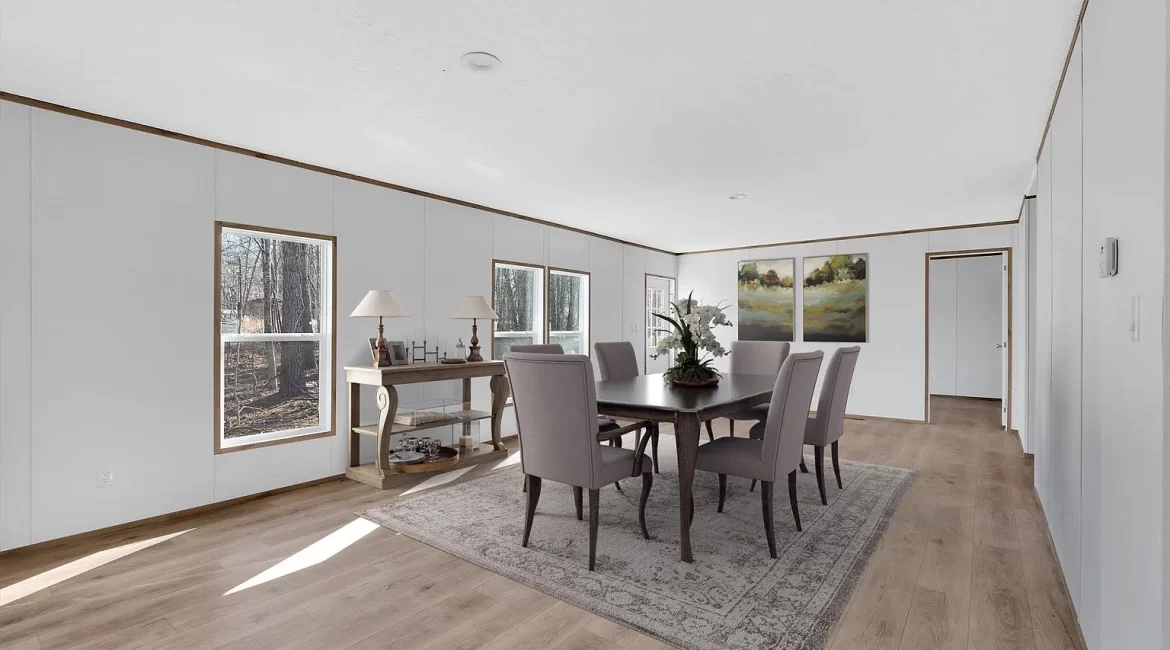 370 W Caroline St, Greenville, SC 29611