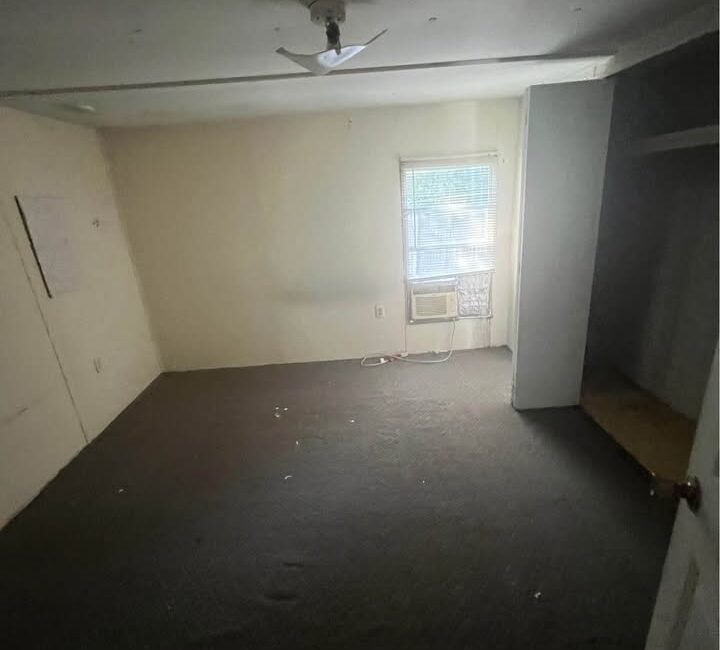 3 bed 2 bath – (.84 acre lot) 150 Chapel Dr Roebuck, SC 29376