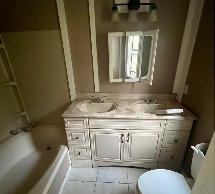 3 bed 2 bath (.36 acres) – 1404 Bud Arthur Bridge Rd Cowpens, SC 29330