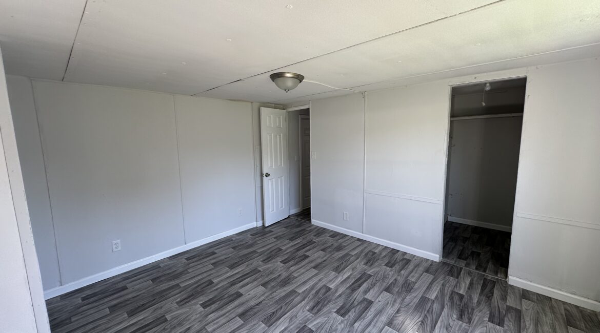 3 Bedroom 2 Bathroom – 315 Draymont Dr, Spartanburg,SC ( .24 acre lot)