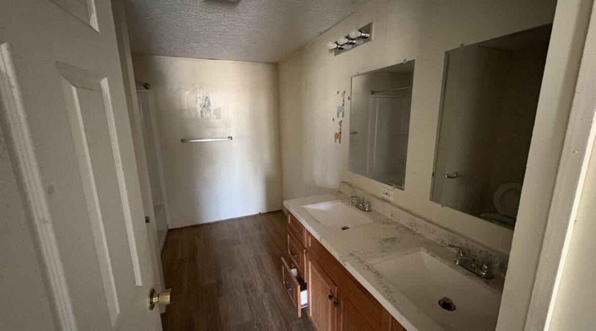 Double Wide Mobile Home Need To Be Moved – Boiling Springs, SC