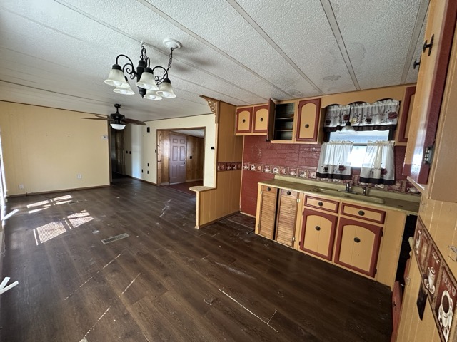 3 Bedroom 2 Bath Mobile Home In Greenville, South Carolina