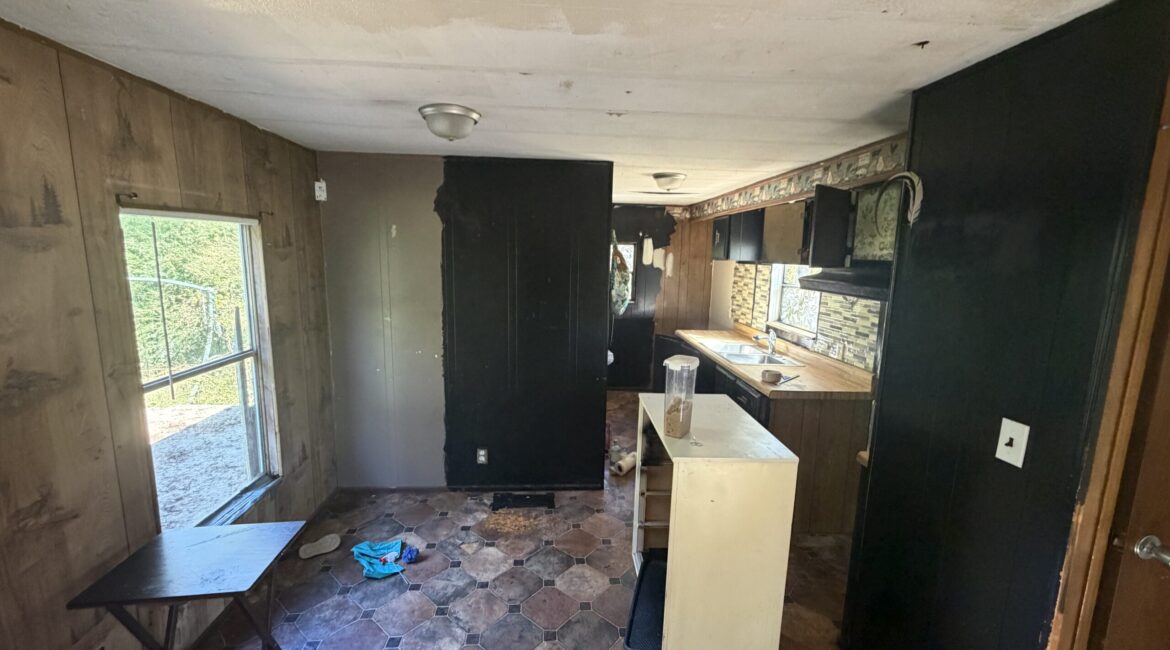 2 Bed 1 Bath Mobile Home for Sale in Williamston, SC – $7,500 | Must Be Moved