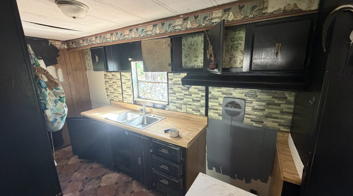 2 Bed 1 Bath Mobile Home for Sale in Williamston, SC – $7,500 | Must Be Moved