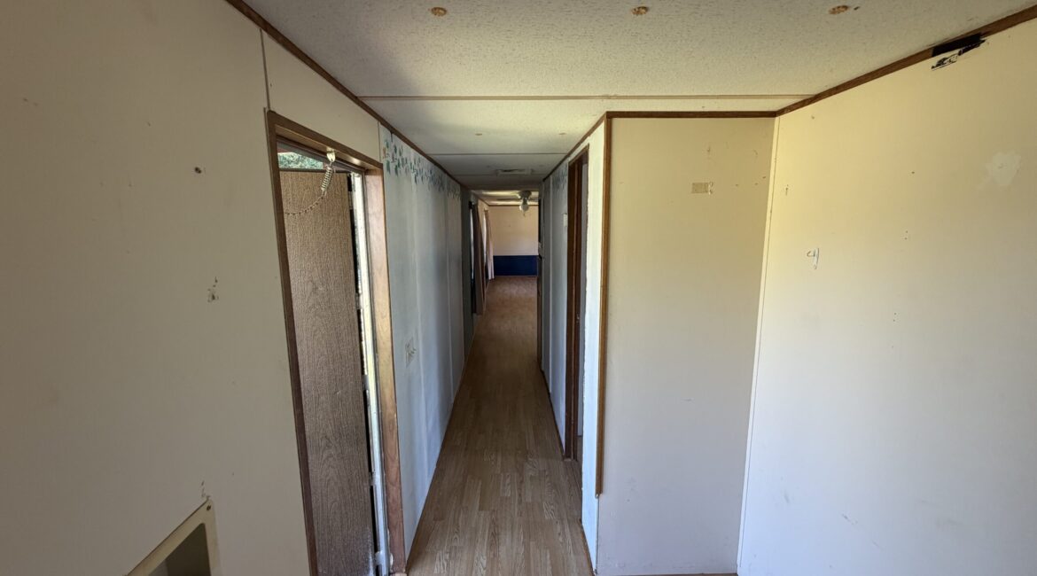 3 Bed 2 Bath Mobile Home for Sale in Seneca, SC – $9,000 | Must Be Moved