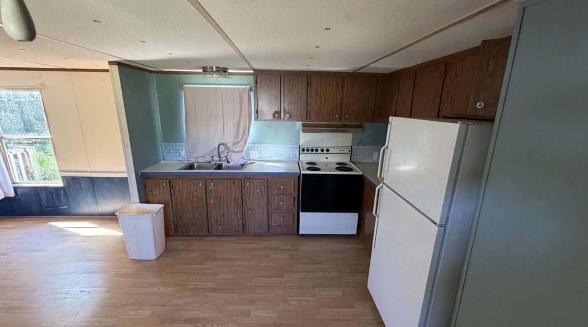 3 Bed 2 Bath Mobile Home for Sale in Seneca, SC – $9,000 | Must Be Moved
